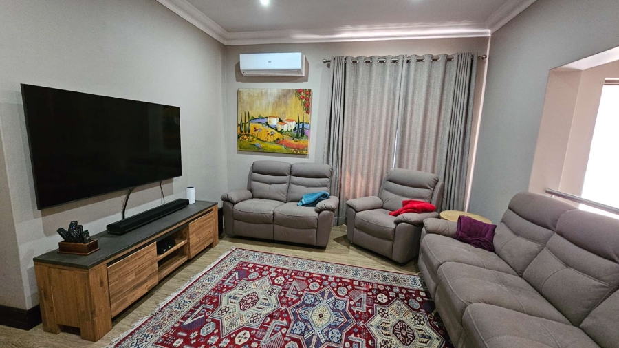 4 Bedroom Property for Sale in Birdwood Estate North West